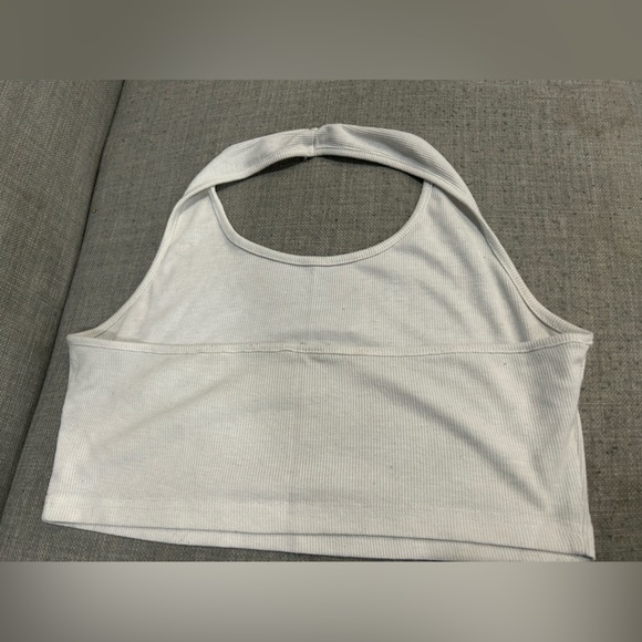 5/10 SHEIN Large White Halter Top - Picture 3 of 4